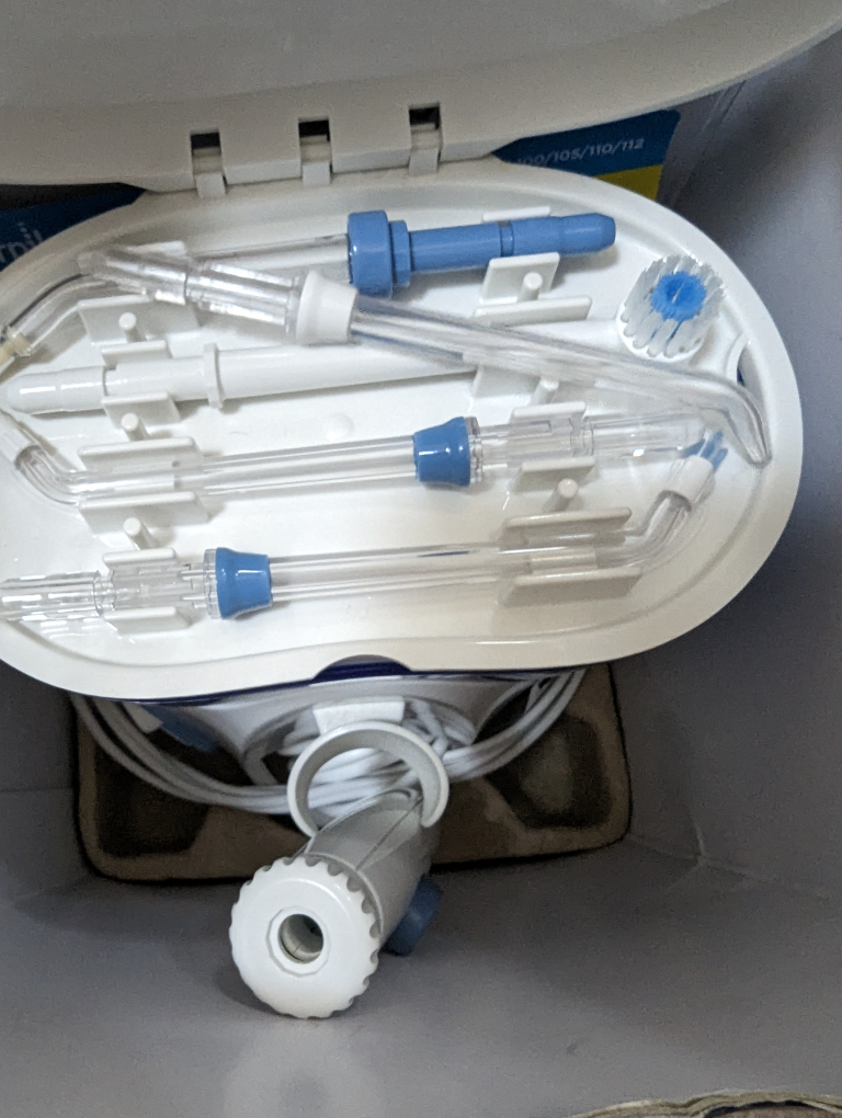 Water Pick Flosser for Flossing Dental Hygiene - photo 3