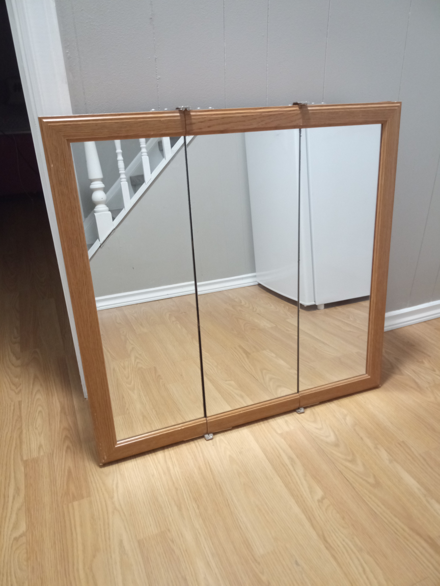 Bathroom Mirror Cabinet thumbnail