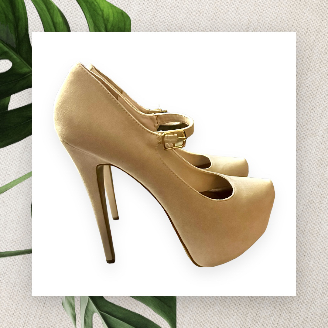 Beige Close shoes image indicator(4)