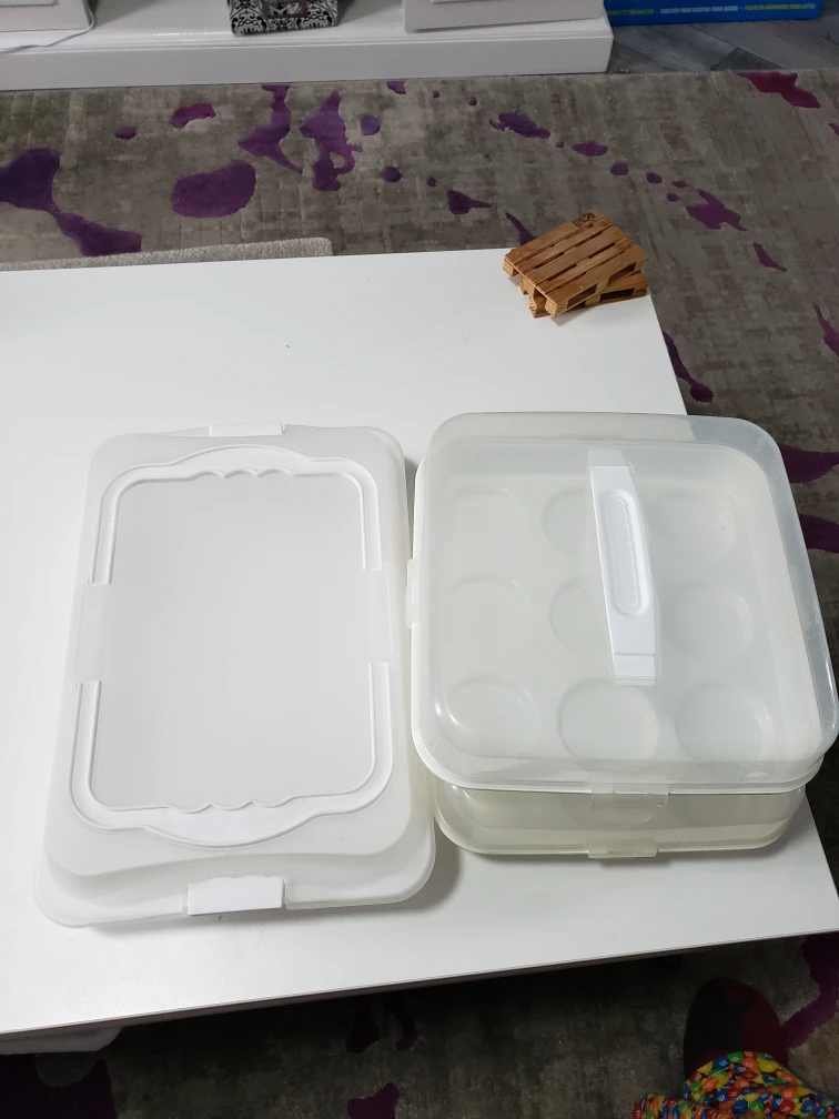 3 cupcake carriers thumbnail