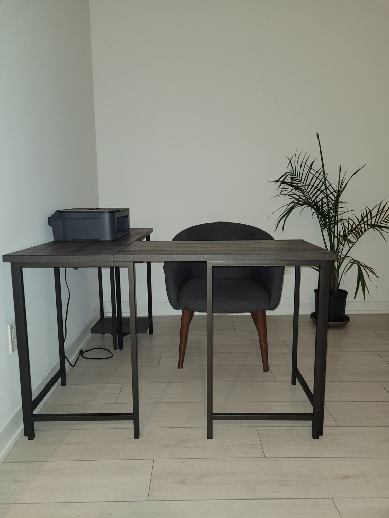 Brown / Black desk