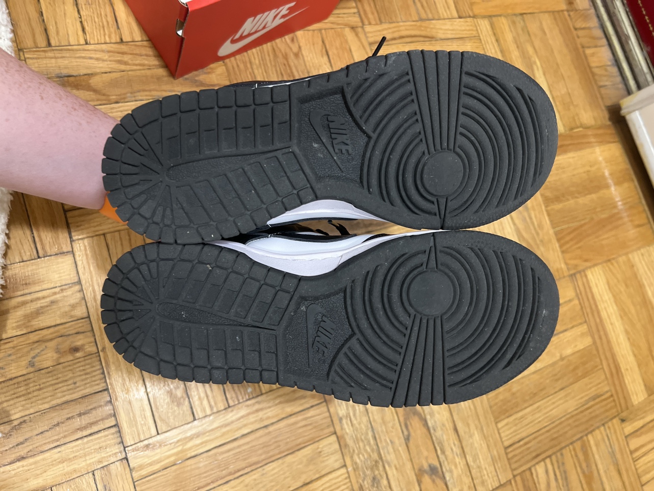 Nike Panda Dunk Low - 6.5 image indicator(6)