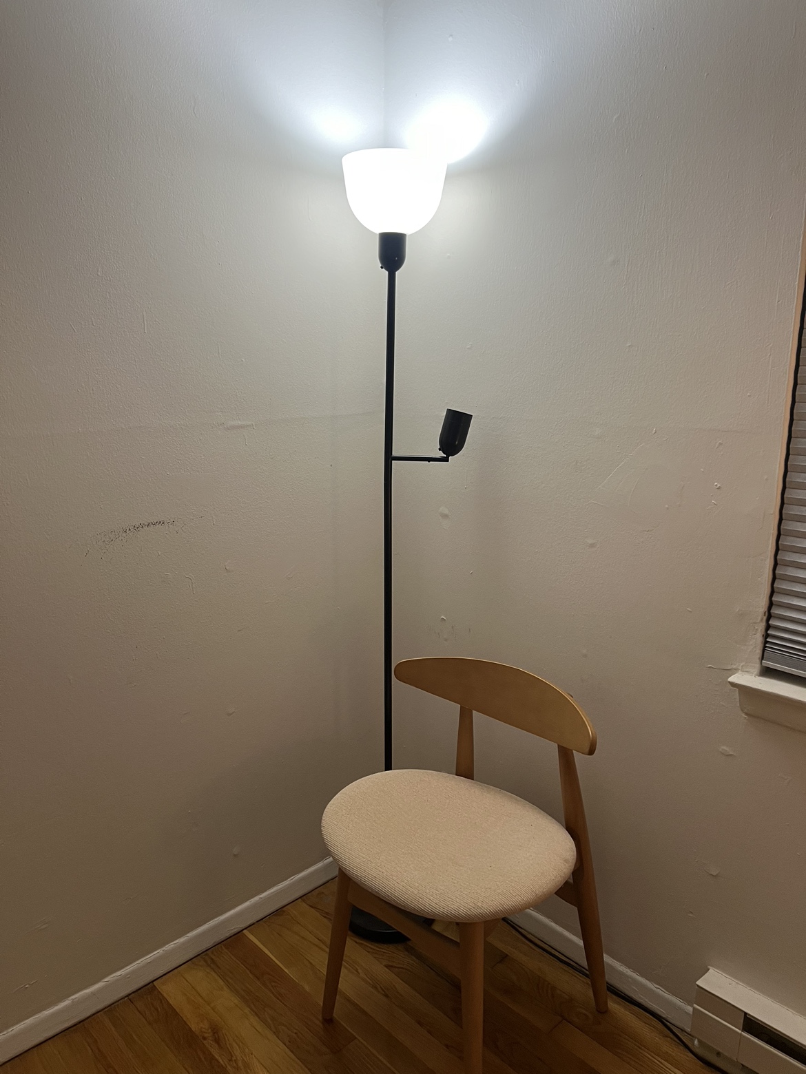 Moving sale: lamp