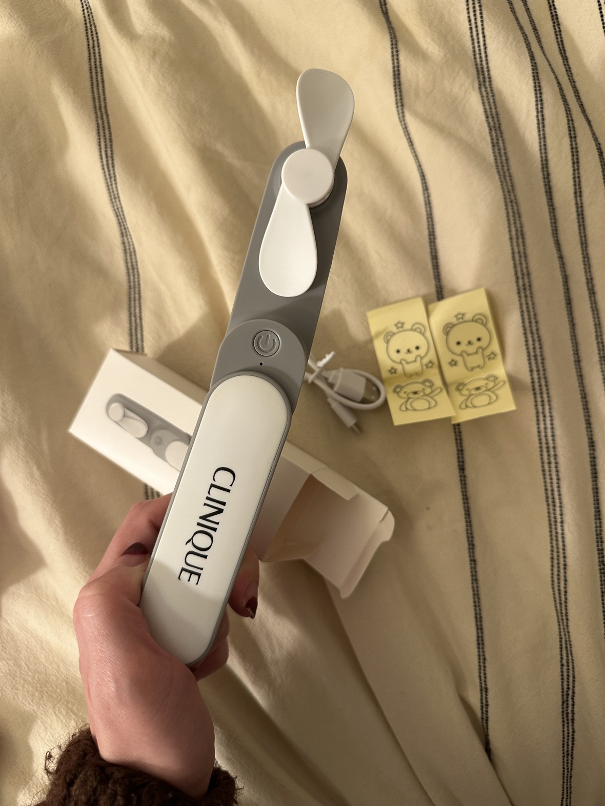 Portable handheld mini fan - photo 3