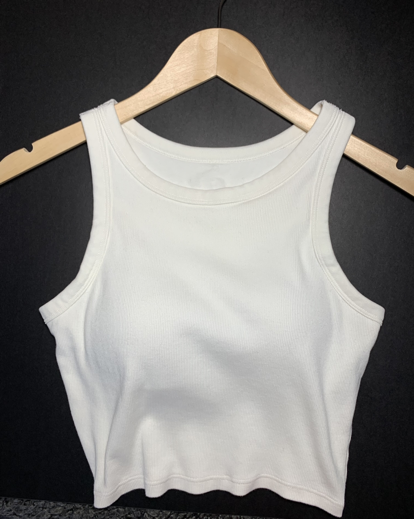 Uniqlo Top M thumbnail
