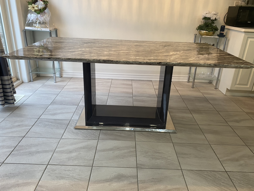 Dining table - photo 2