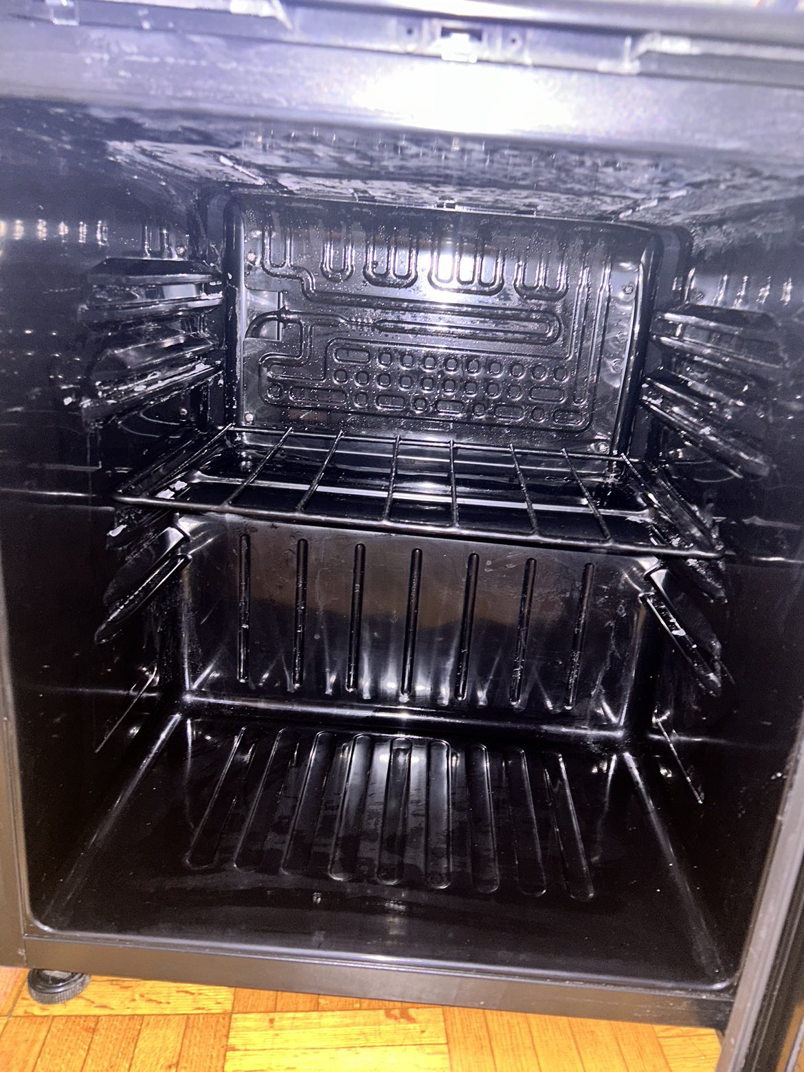 Danby Mini Fridge - photo 3