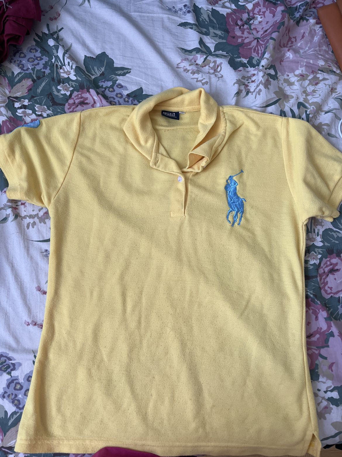 Women clothing #freecycle thumbnail