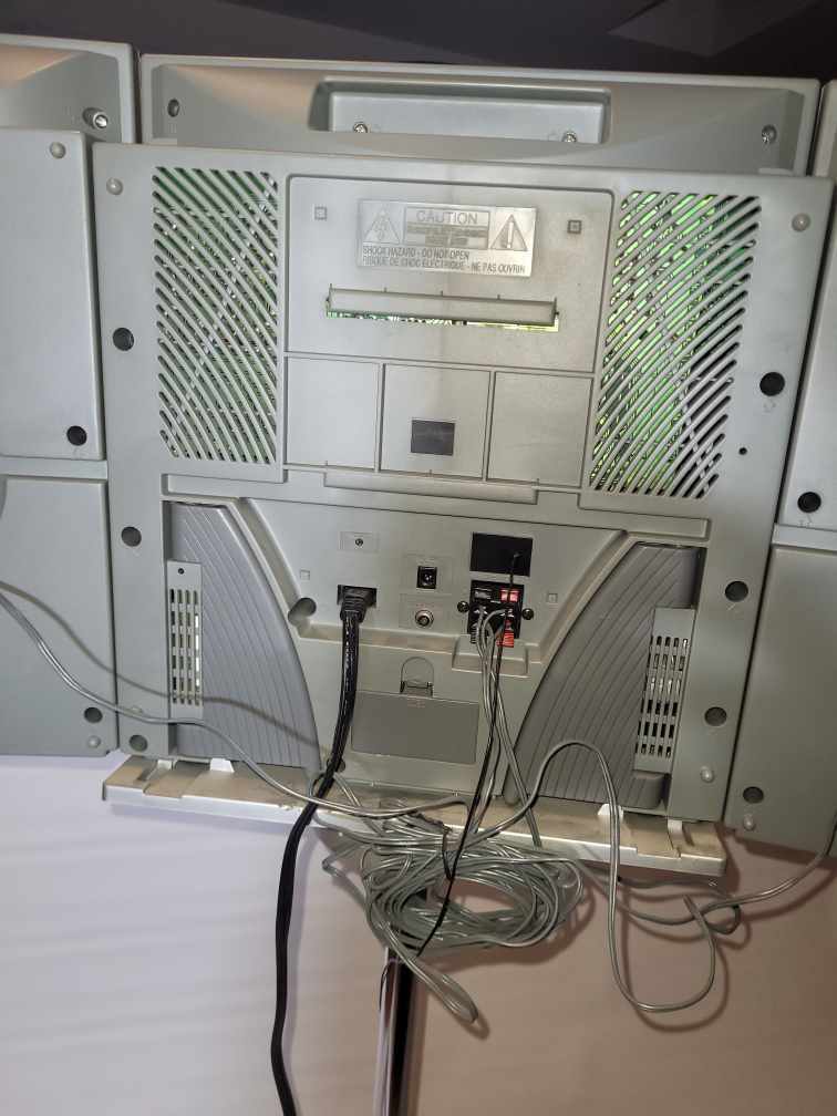 *MAKE AN OFFER* Vintage Sanyo 3 CD. AM, FM Stereo on a Stand 🎁 image indicator(5)