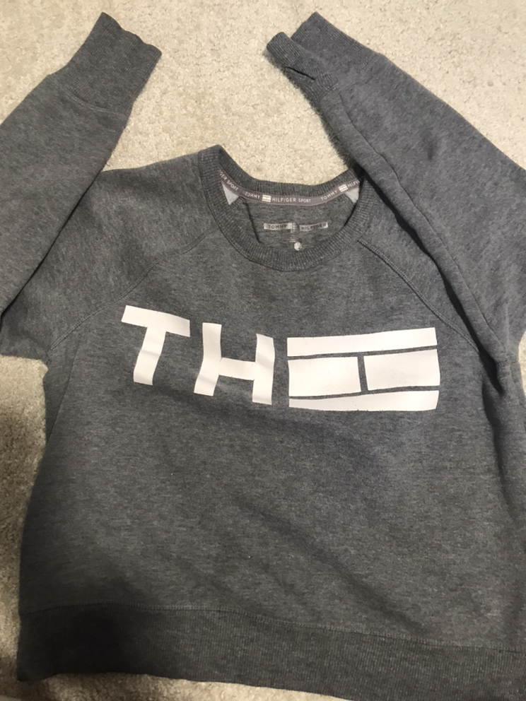 TOMMY HIGHFIGER Sweater