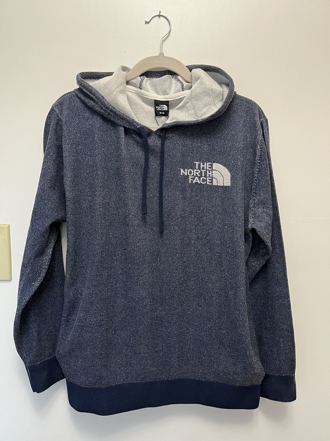 BNWT The North Face knitted hoodie thumbnail
