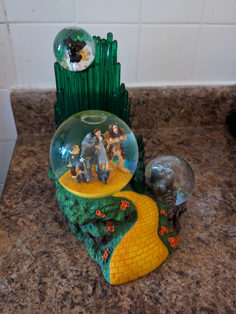 wizard of Oz globe