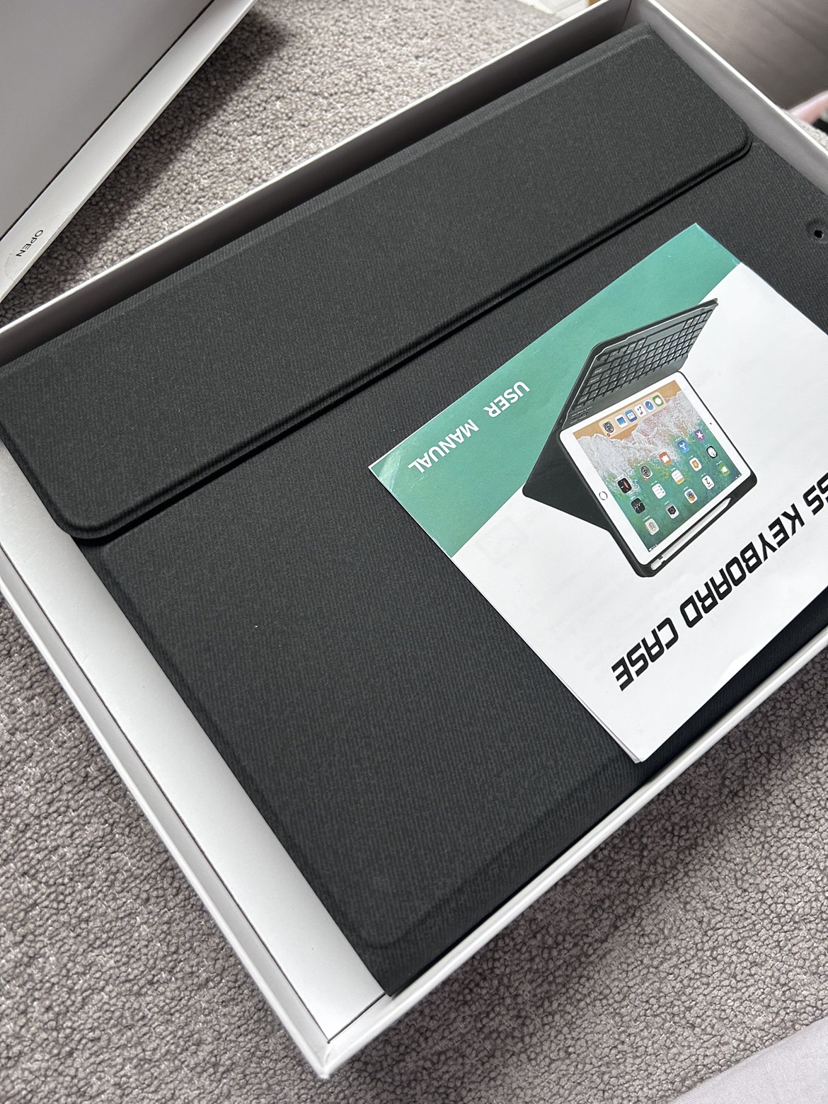 Ekbense  Ultra-Slim Wireless Keyboard Case - photo 2
