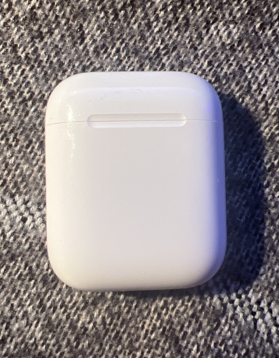 AirPods (second gen) with charging case