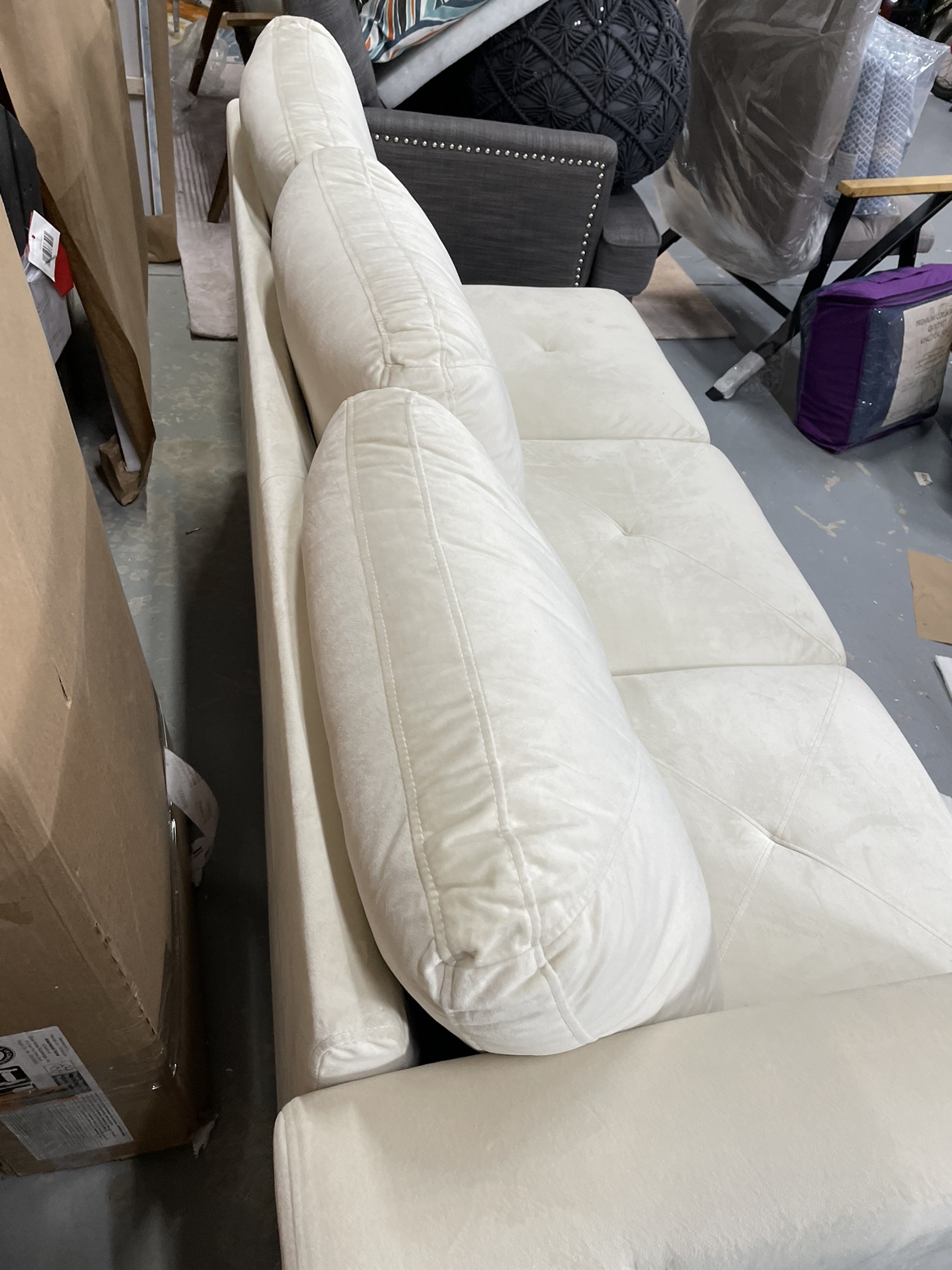 New sofa - missing chaise - photo 5