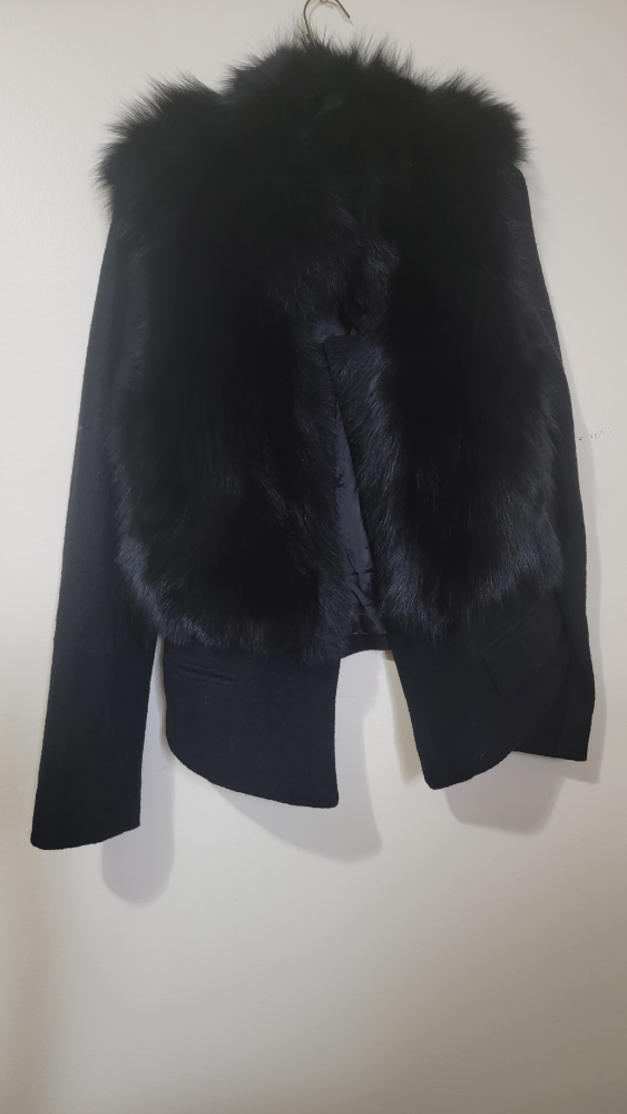 Black Fur Collar short  jacket /  Sweater