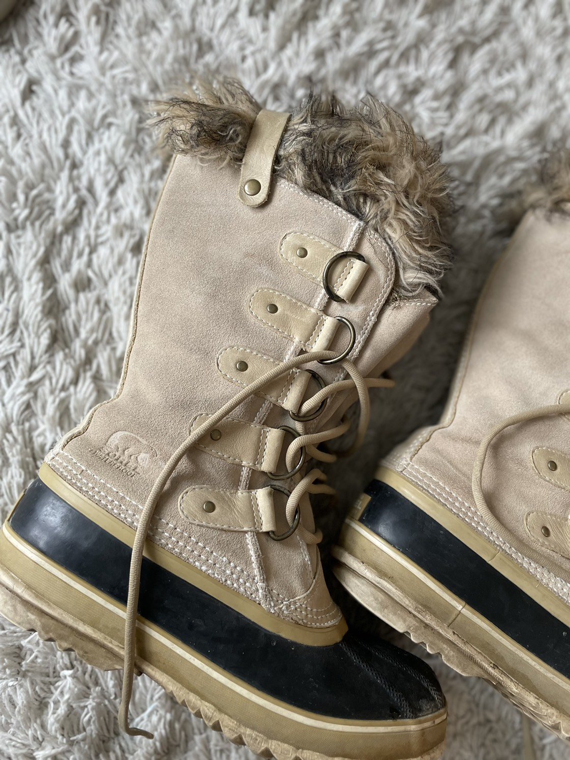 Sorel women’s snow/winter boots (Joan of Arctic) size 8 - photo 2