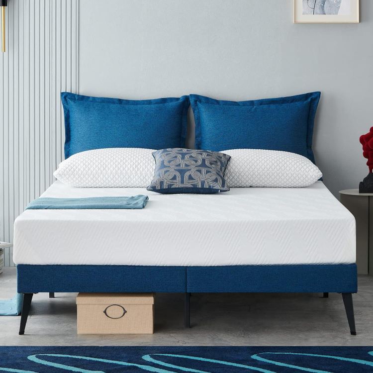 Brand new Queen Platform Bed
