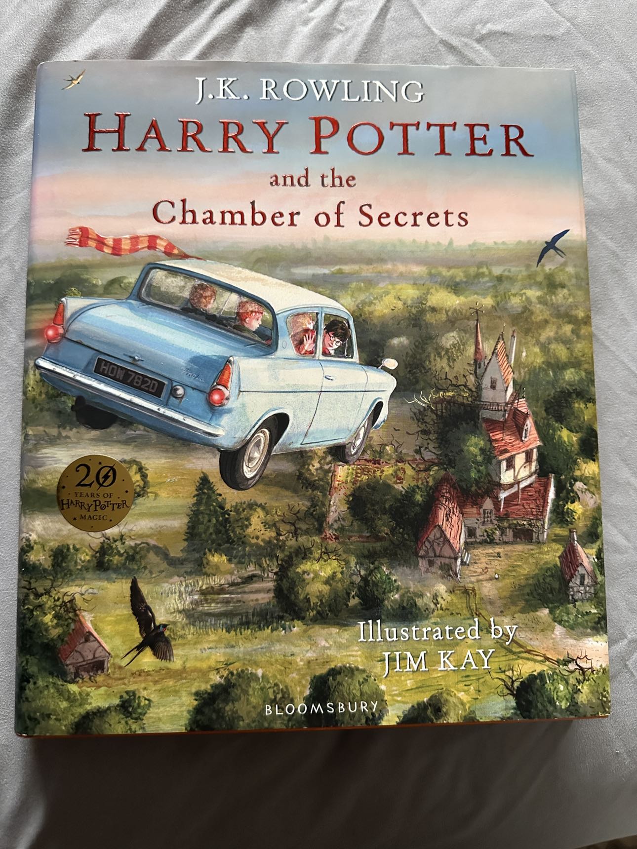 Harry Potter & The Chamber Of Secrets Illustrated Collector Ed.