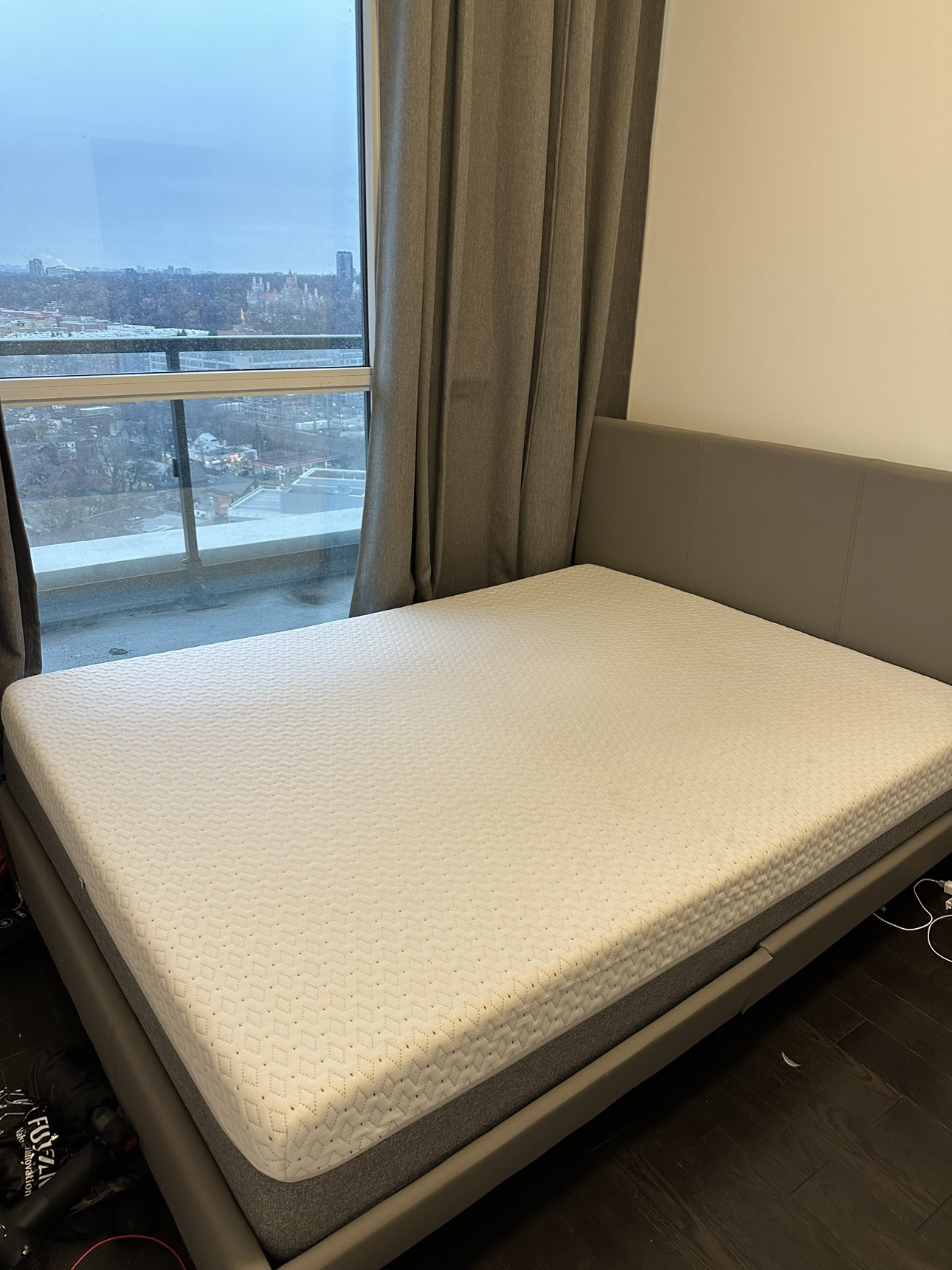 Double size endy mattress & fram