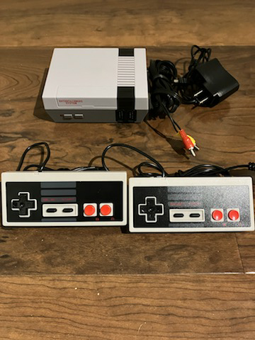 Nintendo Clone Mini console 620 games built-in