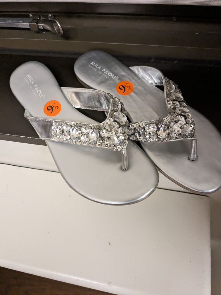 2 pairs of ladies Sandals for sale $40 each - photo 4
