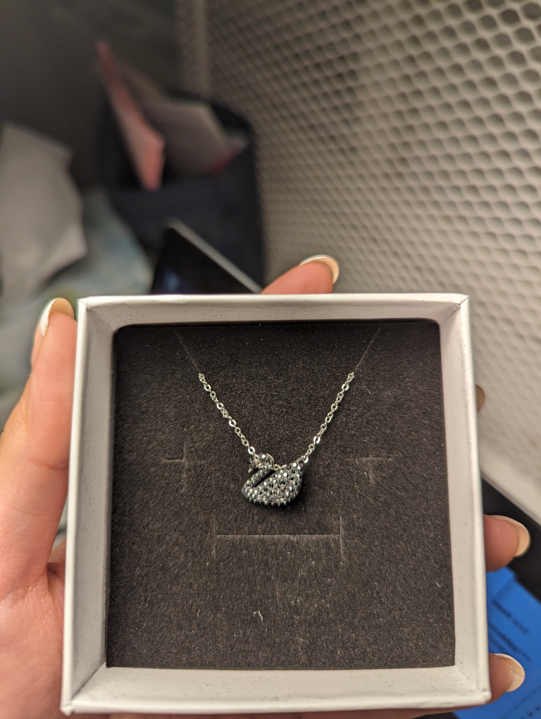 authentic swarovski swan necklace image indicator(5)