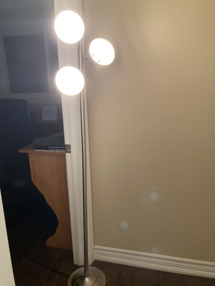 Standing Lamp #SellingSpree image indicator(3)