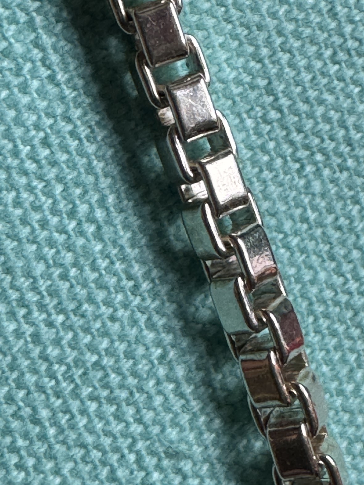 Tiffany & Co. VENETIAN LINK BRACELET image indicator(5)