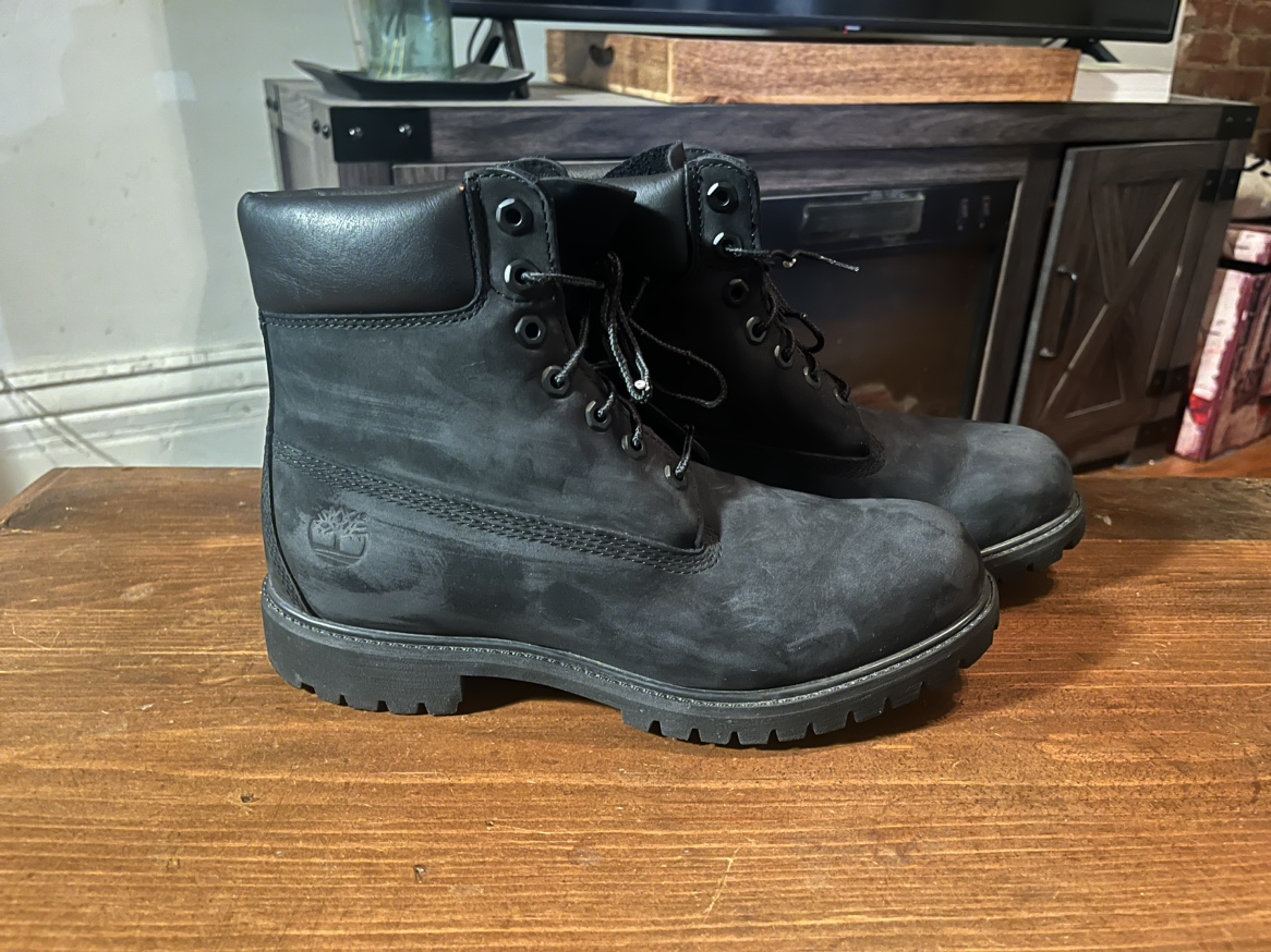 Timberland Men’s Black Nubeck Waterproof Boots Size 10M - photo 2