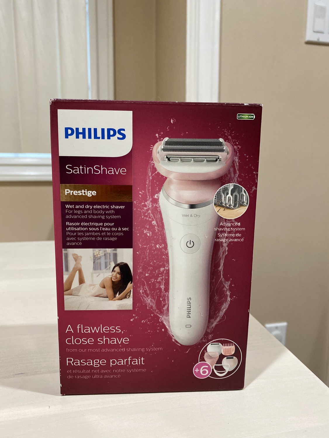 Philips electric shaver thumbnail