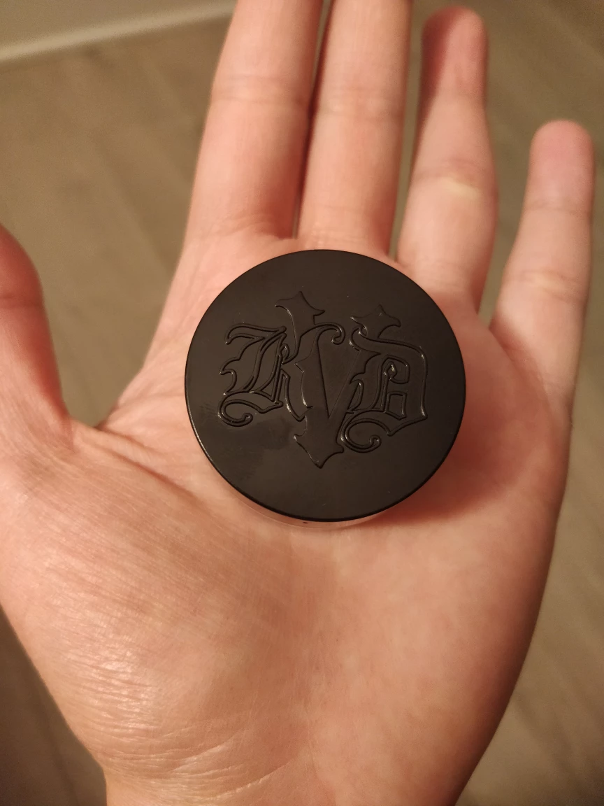Kat Von D Lock-It Translucent Setting Powder w/ Freebie! - photo 5