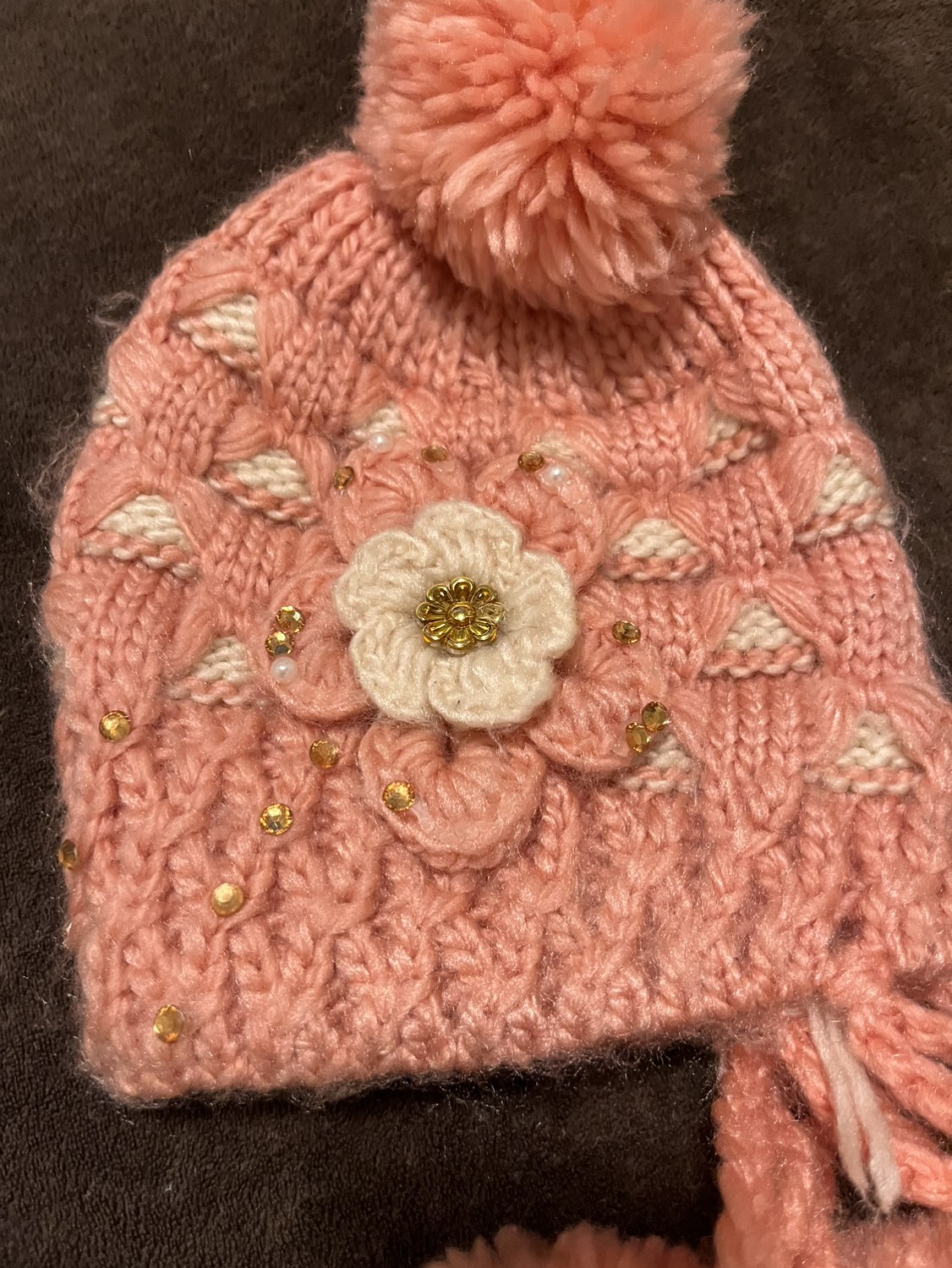 Under Armour with 2 frees beanies image indicator(4)