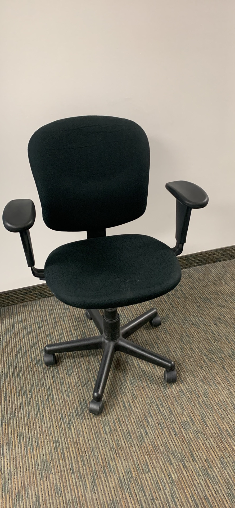 Office chair - photo 2