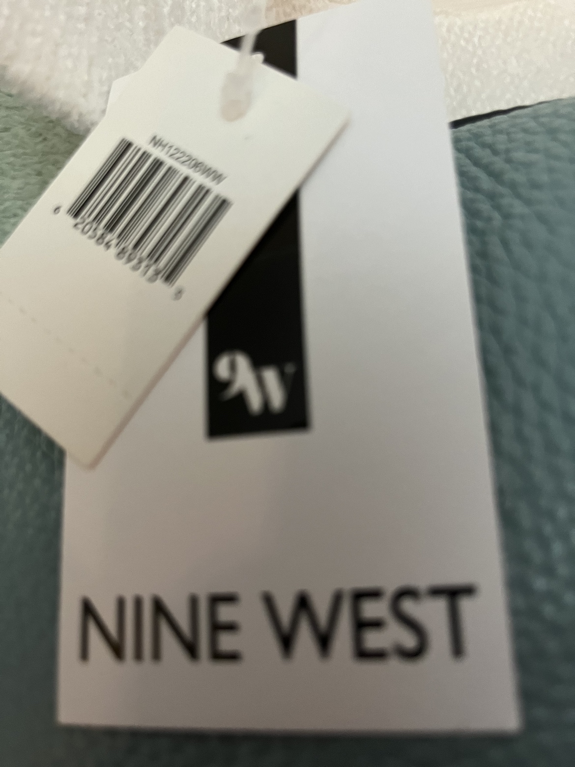 Hat - Nine West image indicator(2)