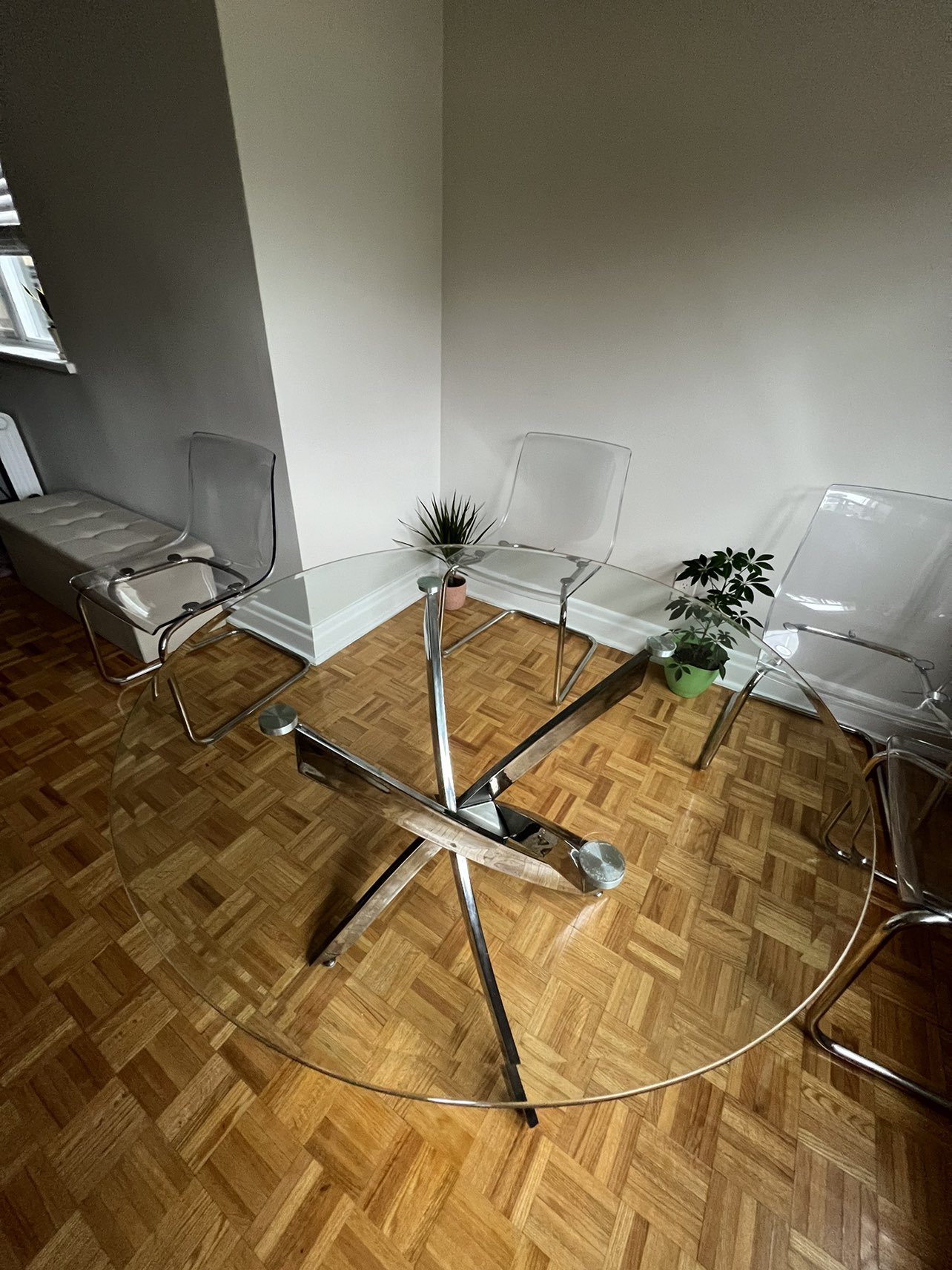 Glass Dining Table 4 Seater - pick up only - photo 3