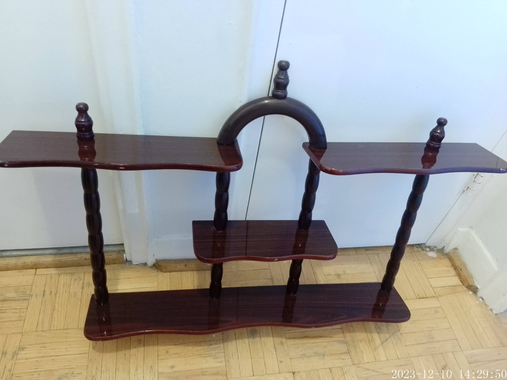 Hanging Display Multi-Shelving Unit thumbnail