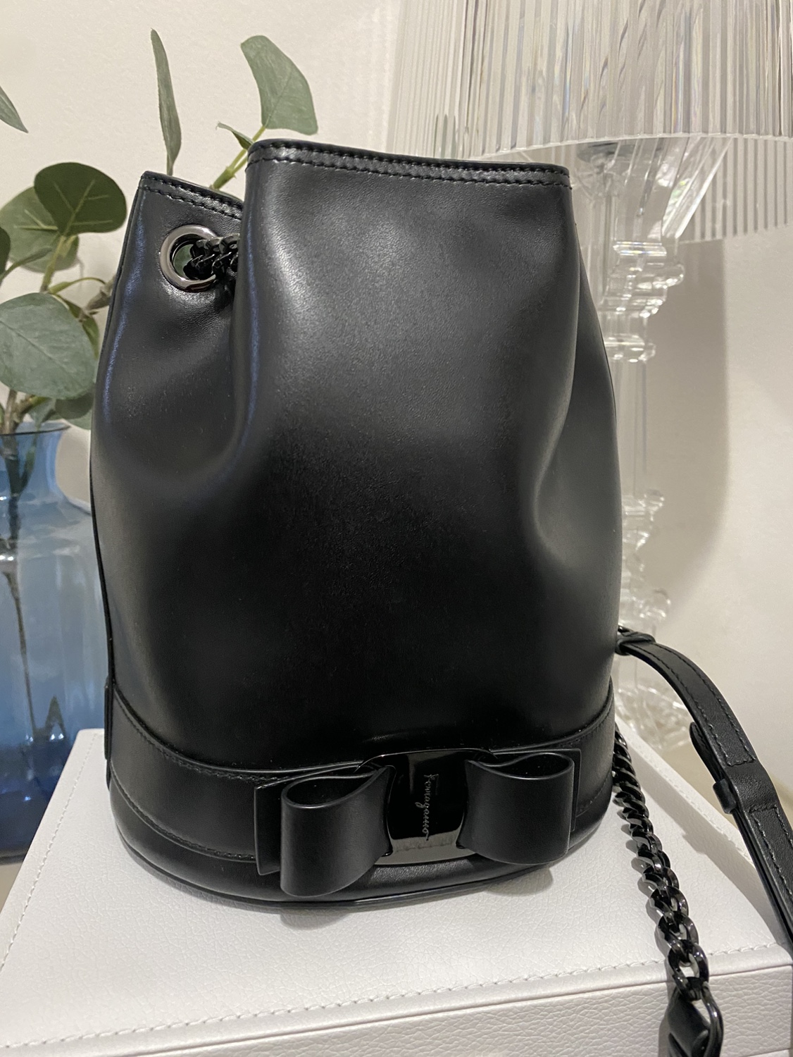 Ferragamo Vara Bow bucket bag - photo 2