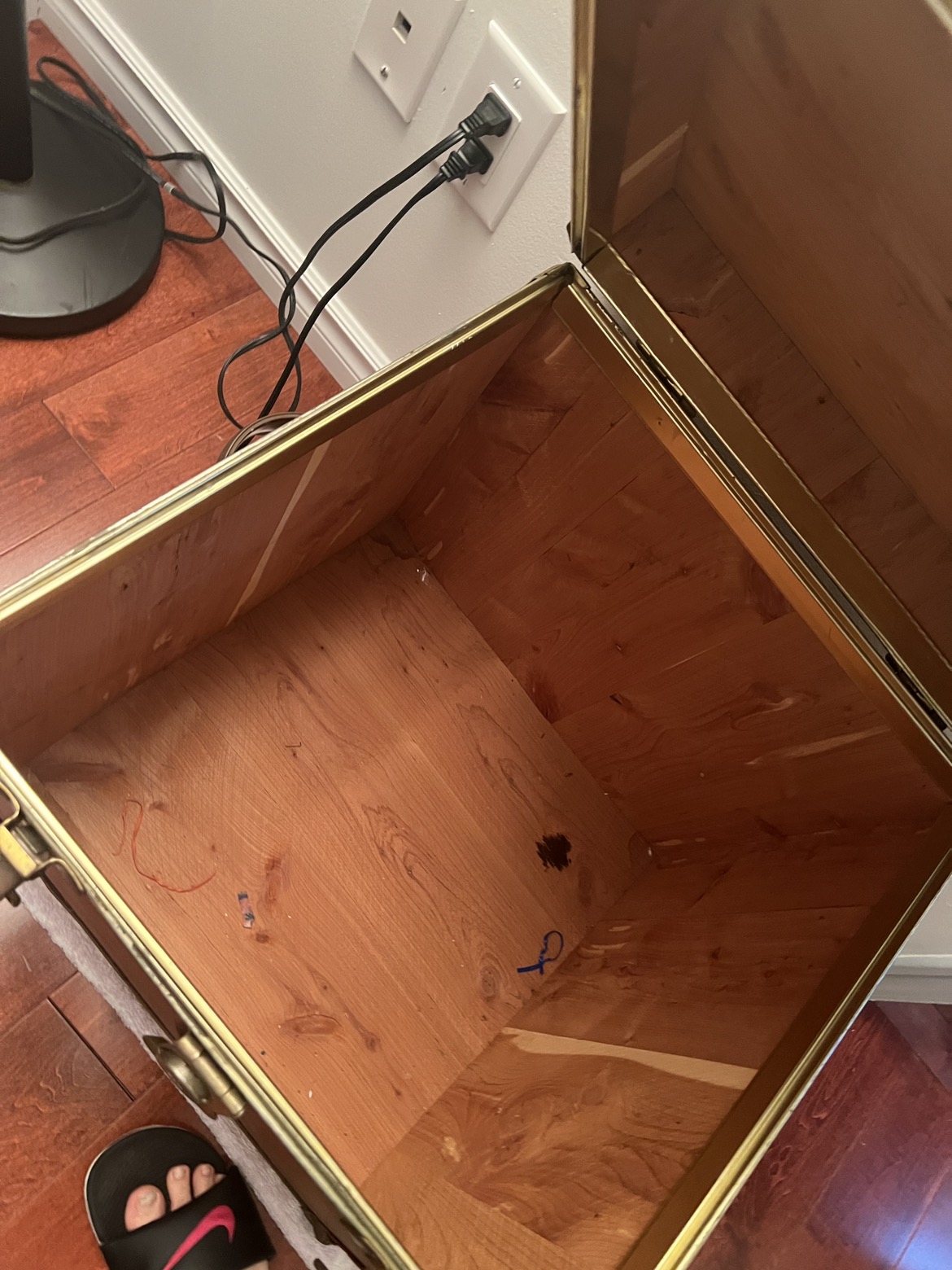 Vintage chest - photo 2