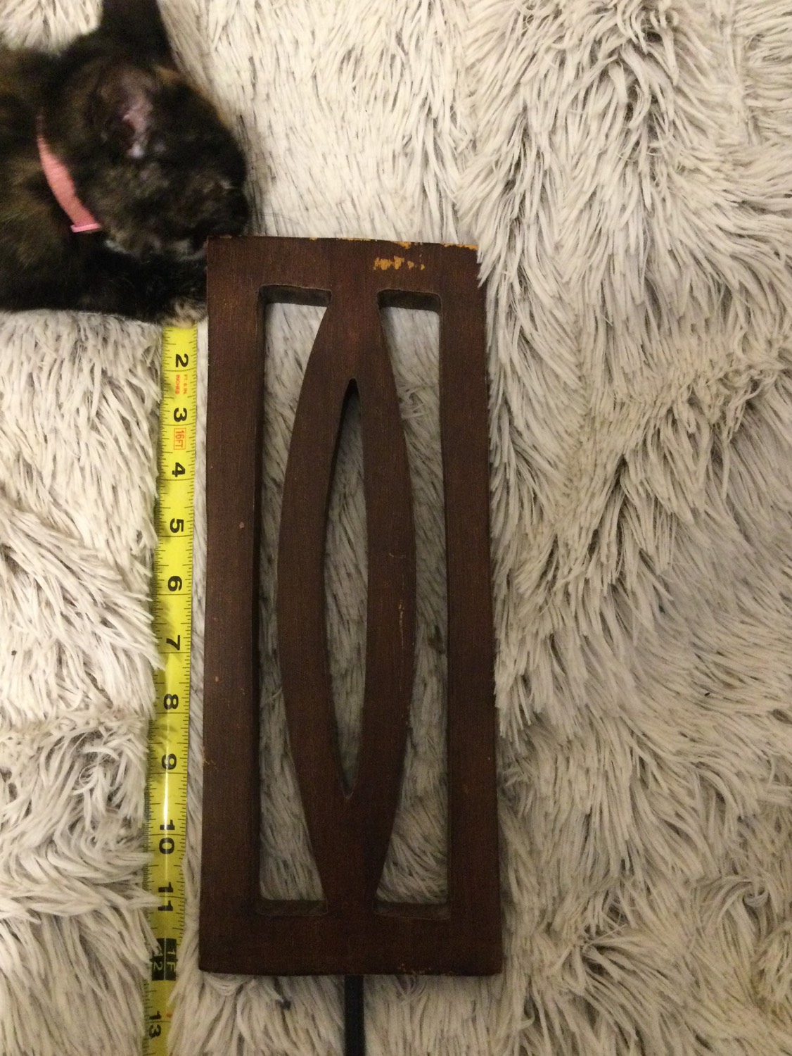 Wood pieces on stands image indicator(4)