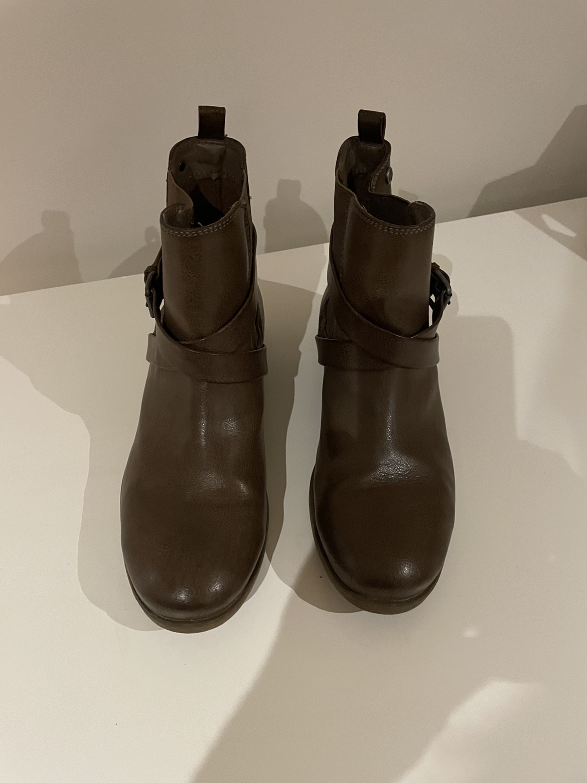 EUC booties size 9