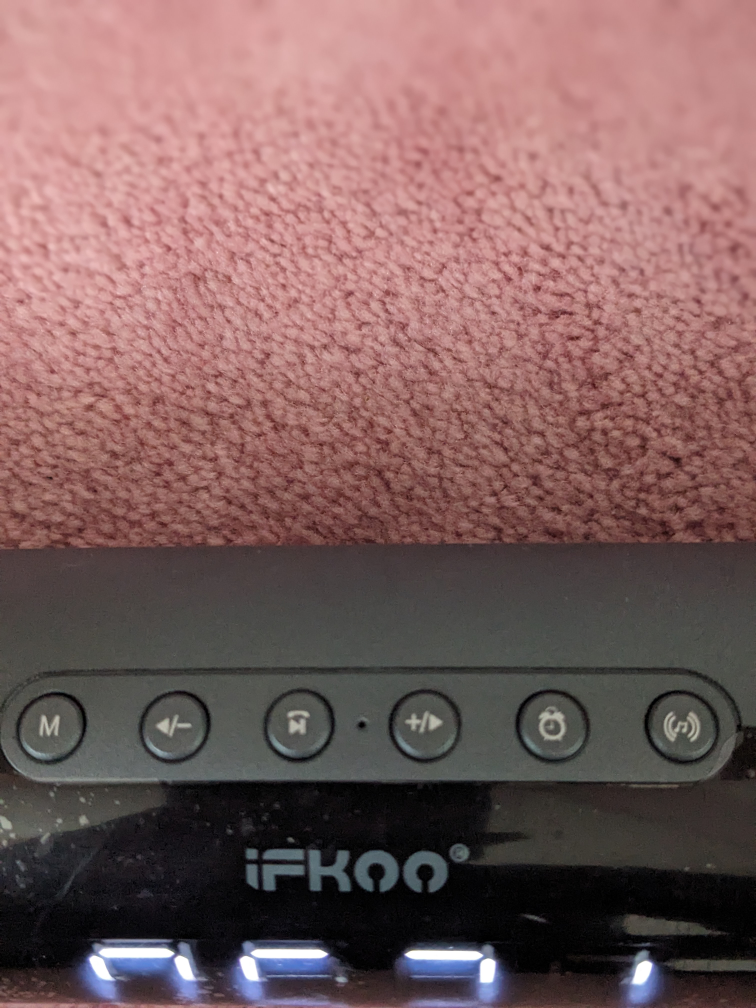 Bluetooth speaker with remote #SellingSpree image indicator(3)