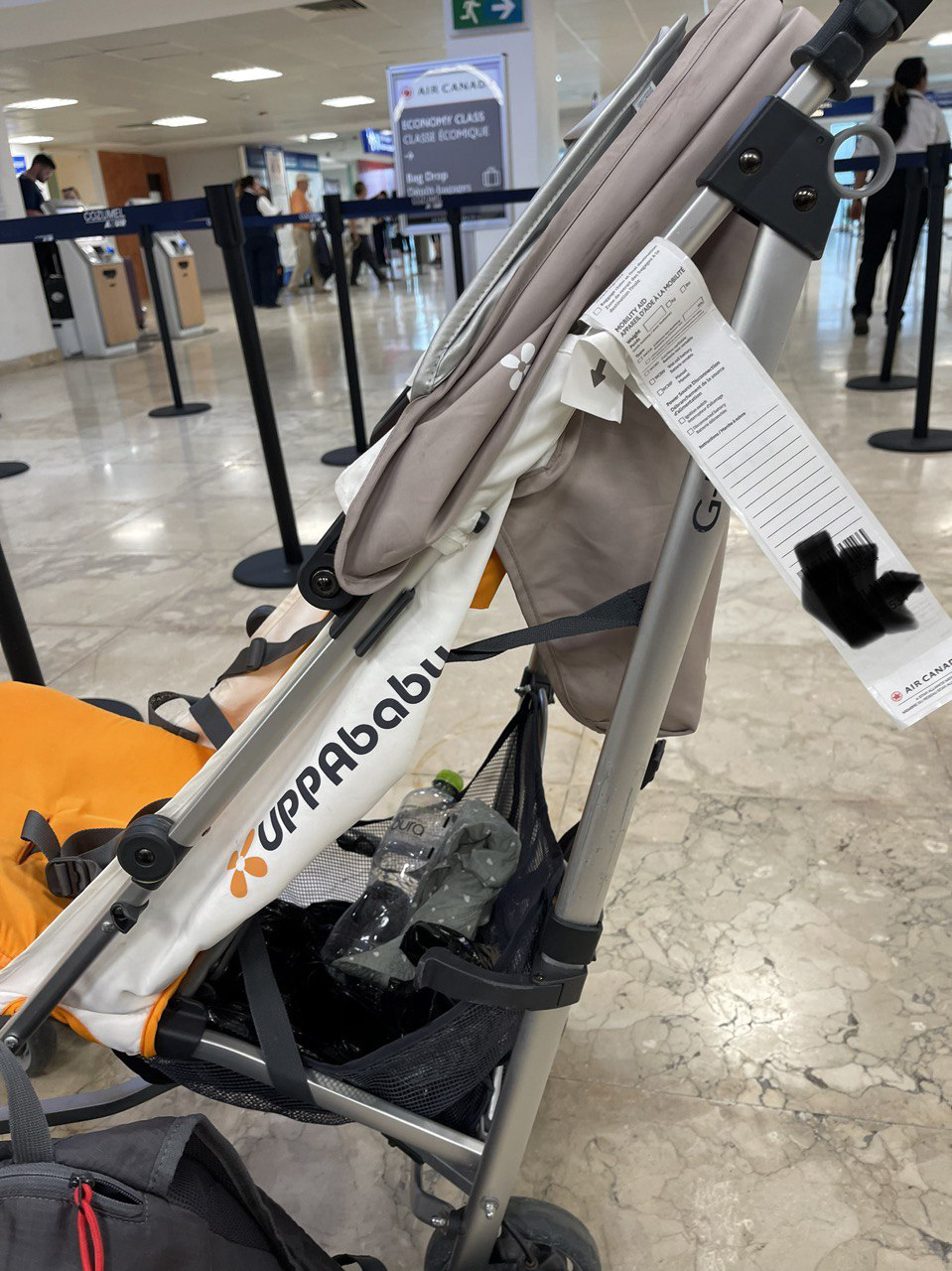 Uppababy Gluxe stroller (umbrella stroller)