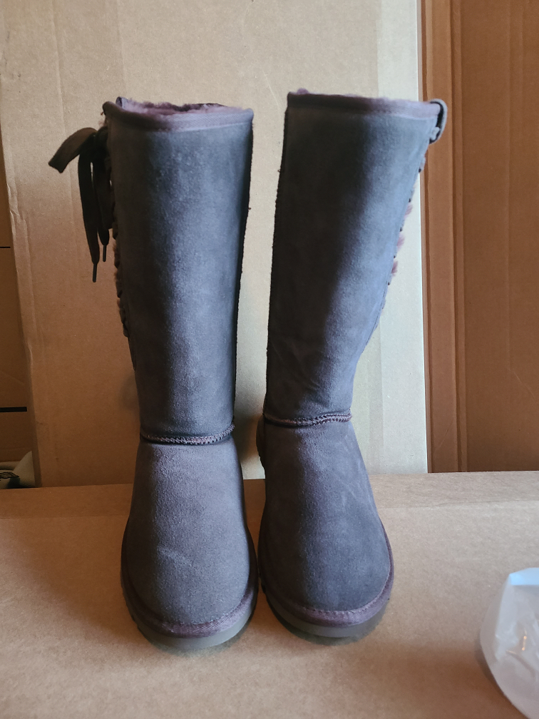 Brand new original UGG boots - photo 2