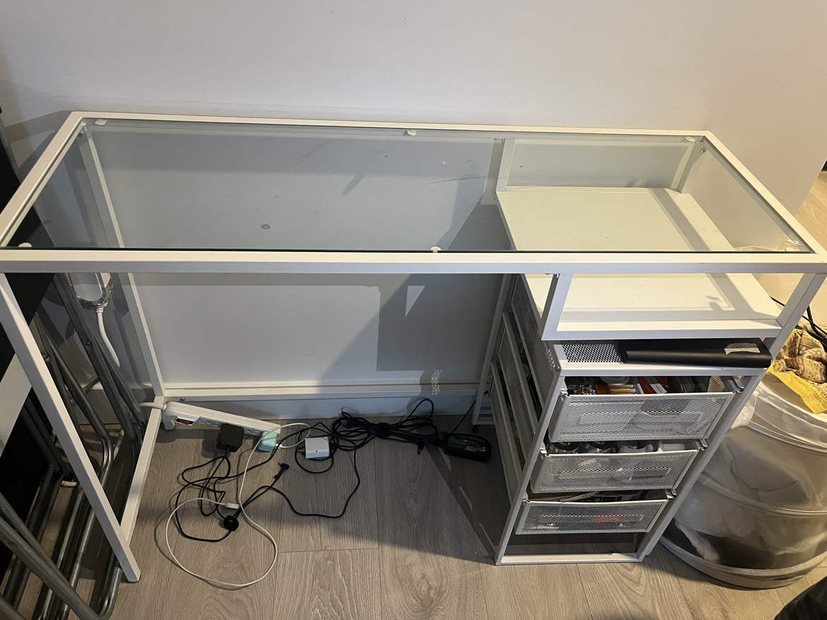 Computer desk/vanity table