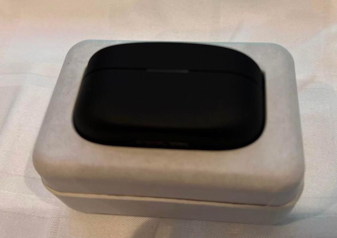 Sony WF-1000XM4 truly wireless earbuds!!-like new! - photo 2