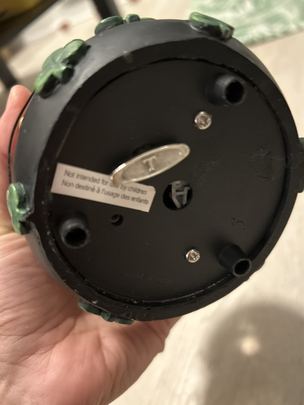 Music globe #sellingspree image indicator(2)