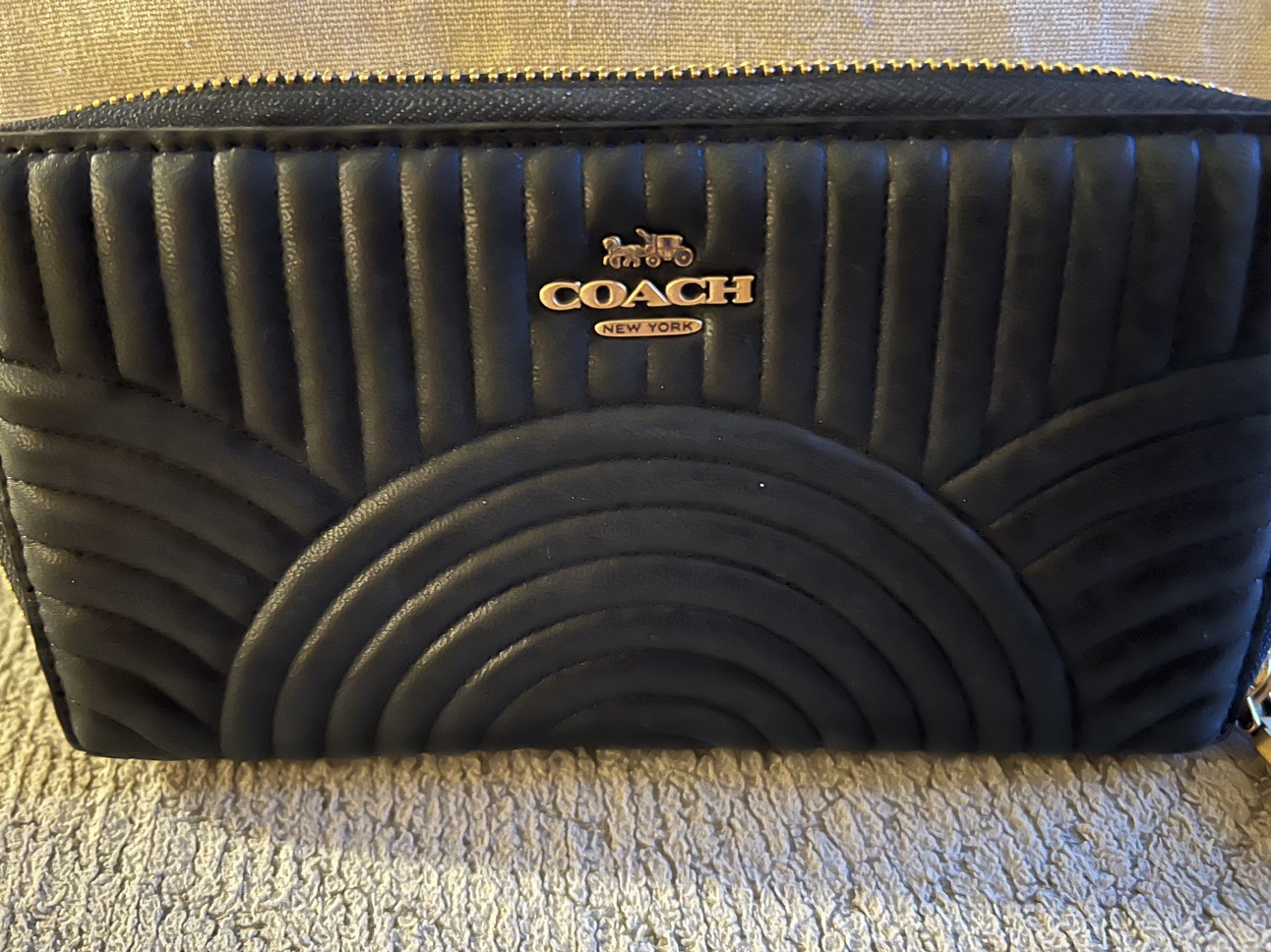 coach - photo 2