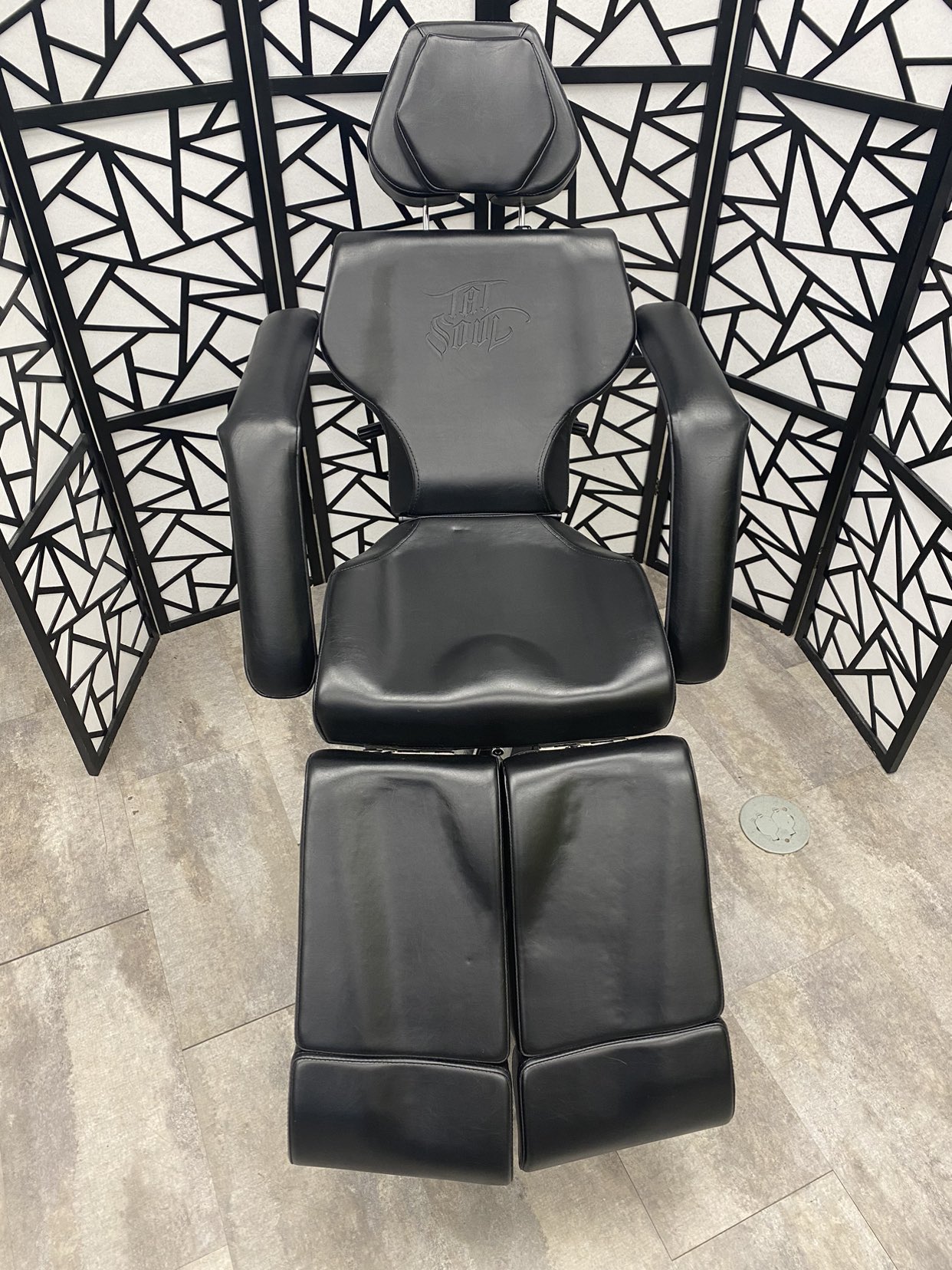 Tat Soul 570 Pro Tattoo Client Chair