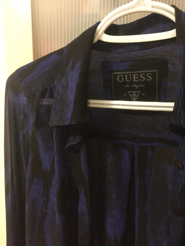 Guess women t shirt long sleeve image indicator(4)